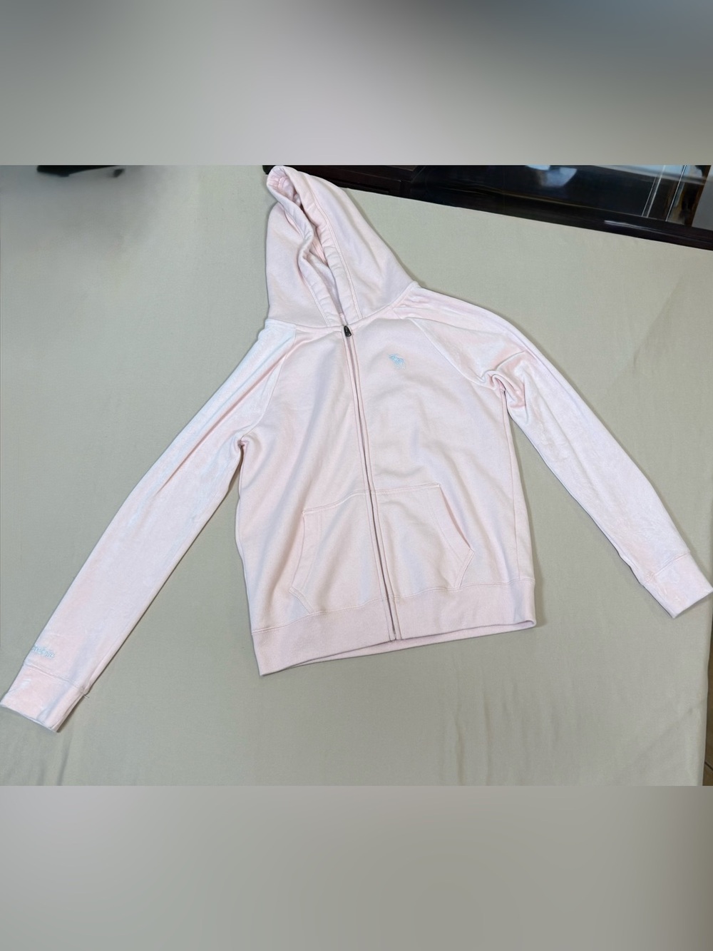 Abercrombie Kids Girls Pink Velour Hoodie, Size 15/16.